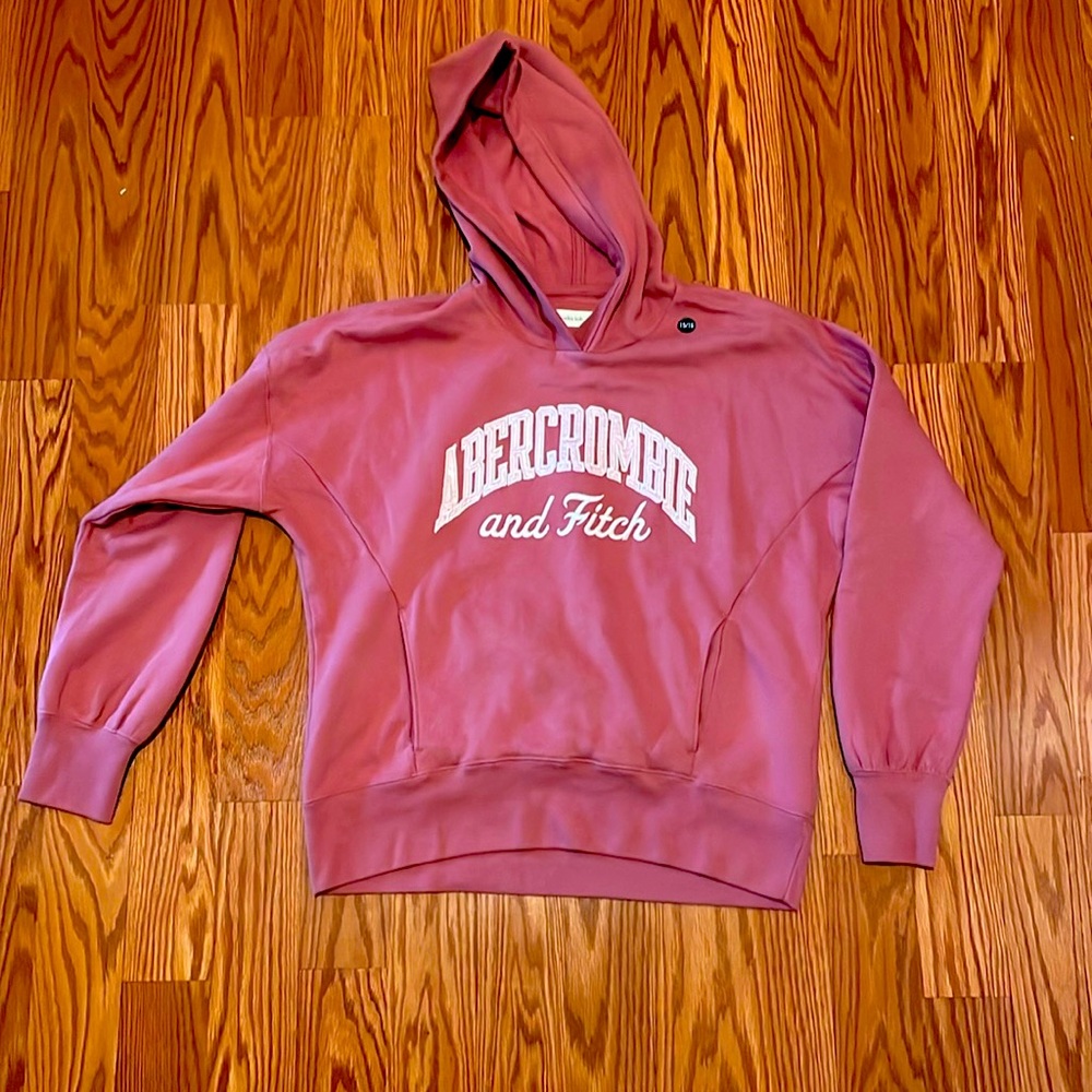 Soft and beautiful youth Abercrombie sweater! Brand new and never worn. Sz 15-16